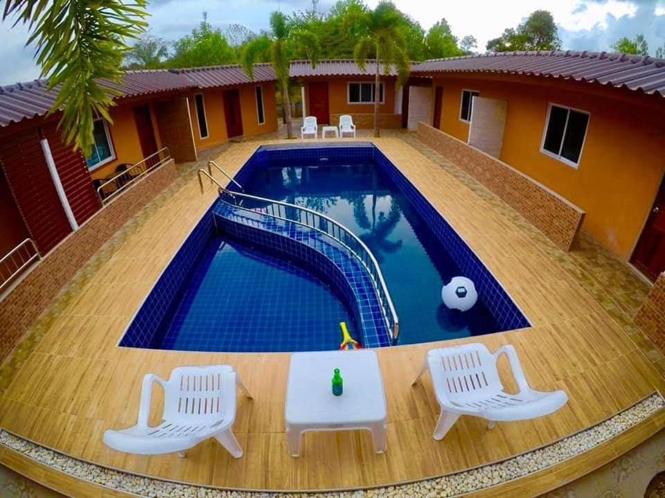 The Windsor Boutique Resort تشمبتون المظهر الخارجي الصورة